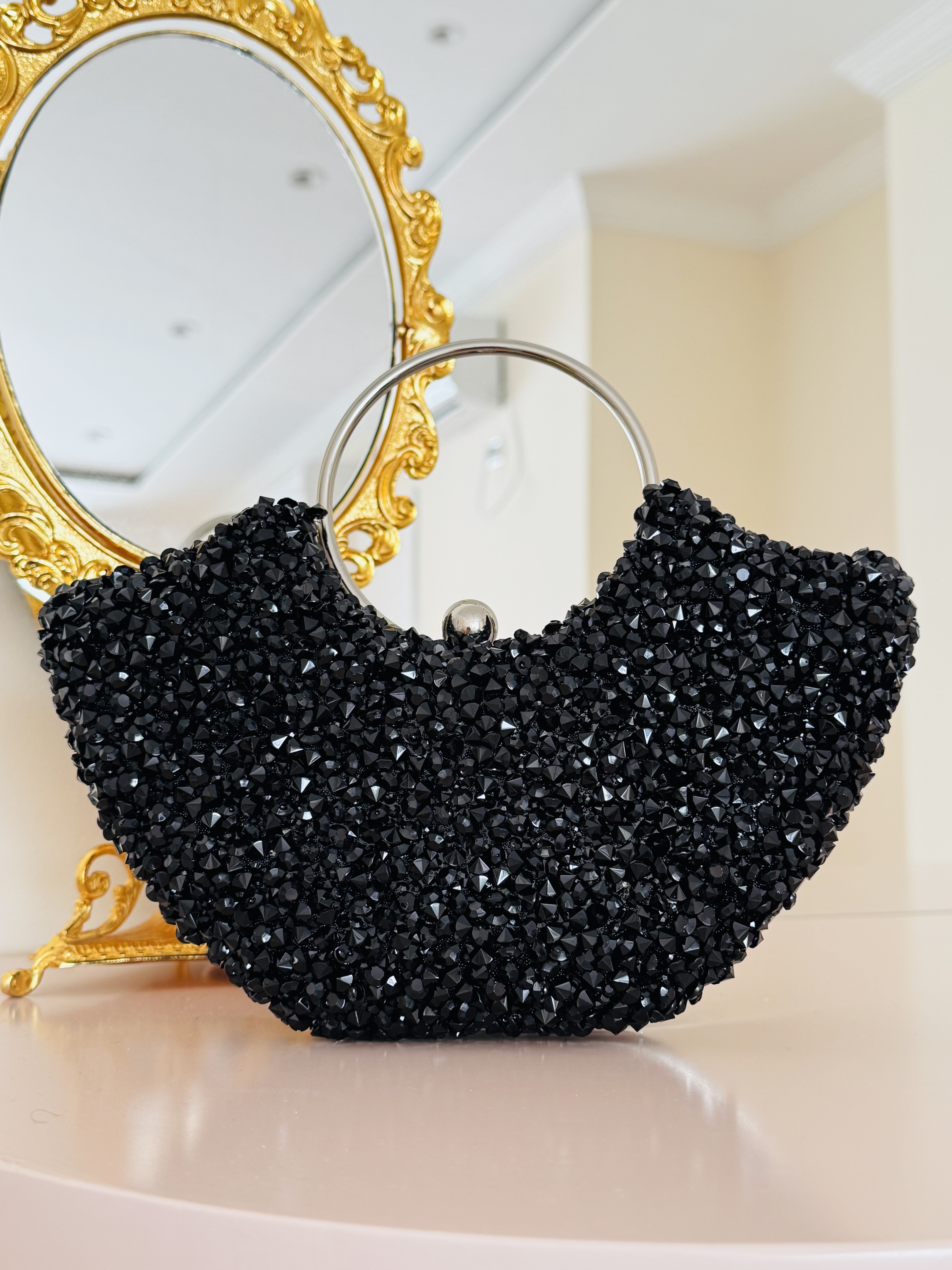 شنطة رسمية للمناسبات